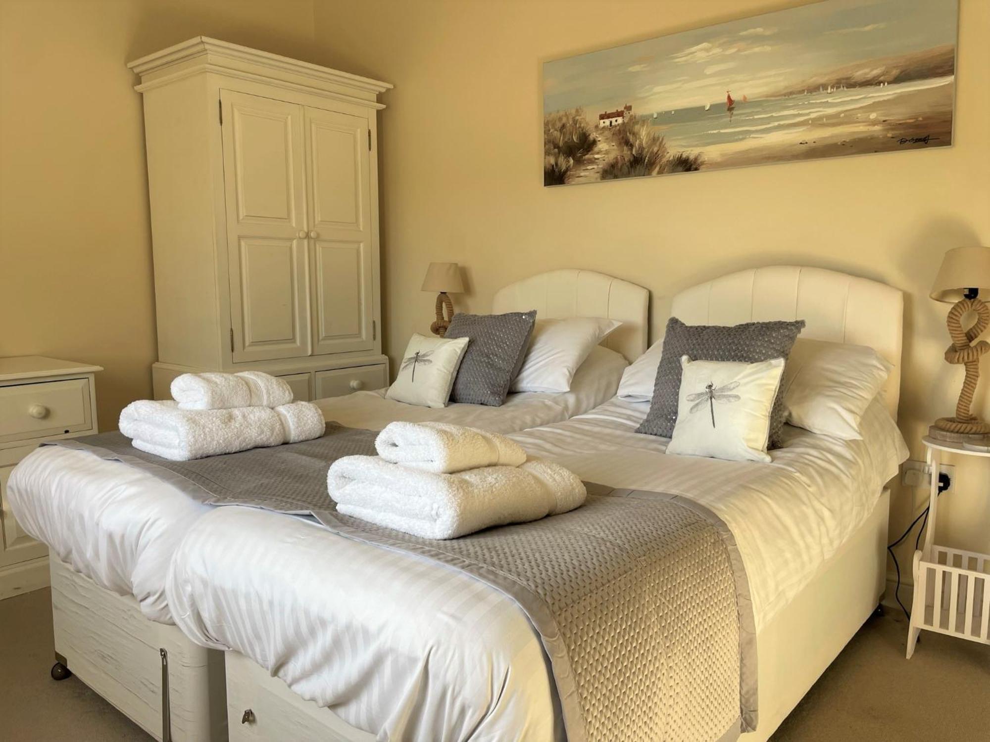 Saltkettle In Blakeney, Sleeping 12 In 5 Bedrooms Blakeney  Exteriör bild
